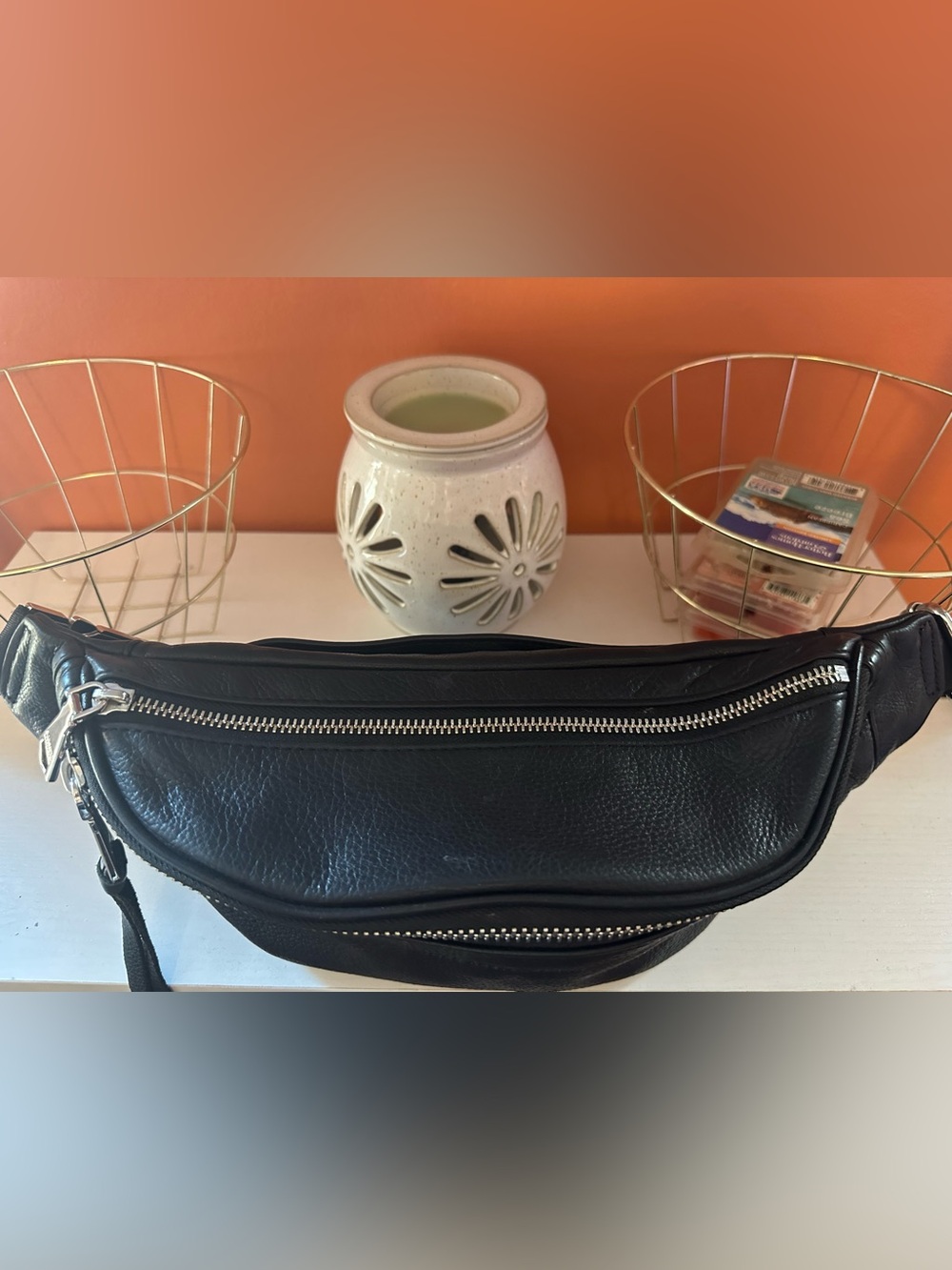 AIMEE KESTENBERG Cabo Sling Bag - Picture 4 of 13